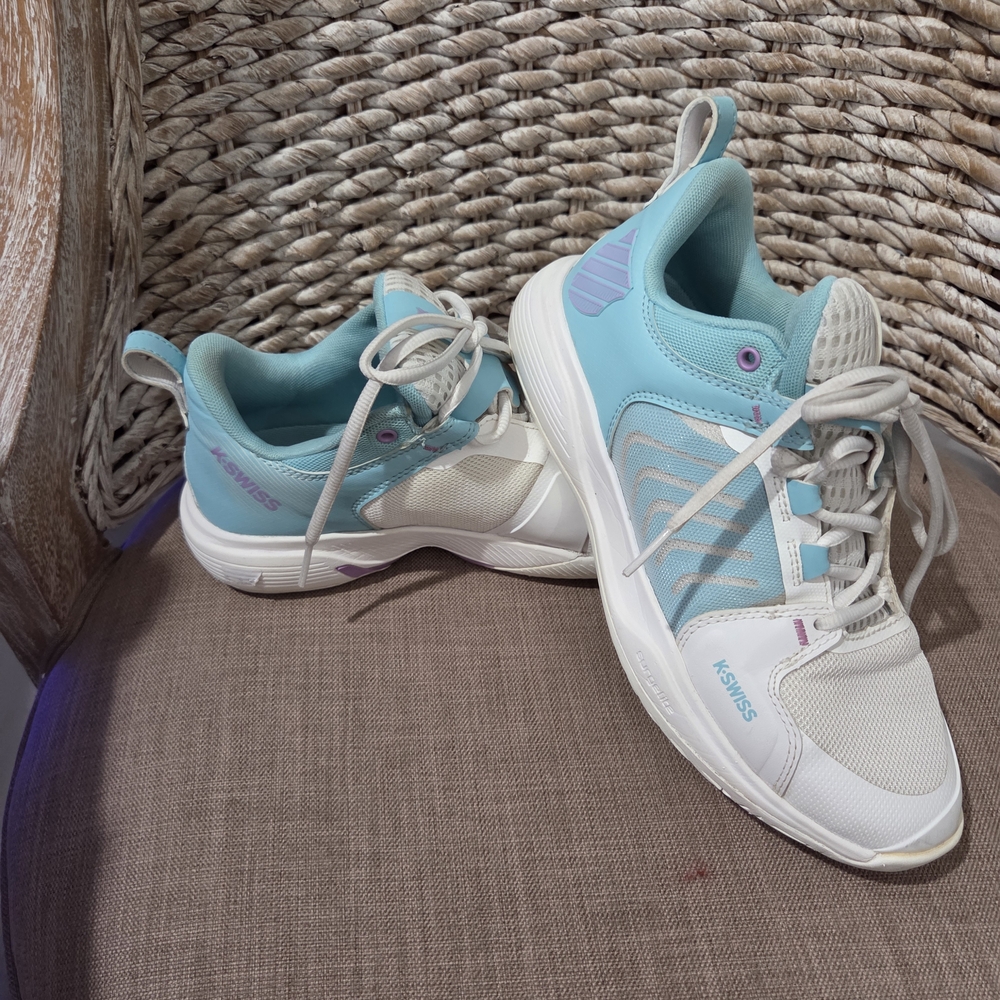 K-Swiss Women's Blue and White Sneakers Ultra Hot Pre Loved Sz 8